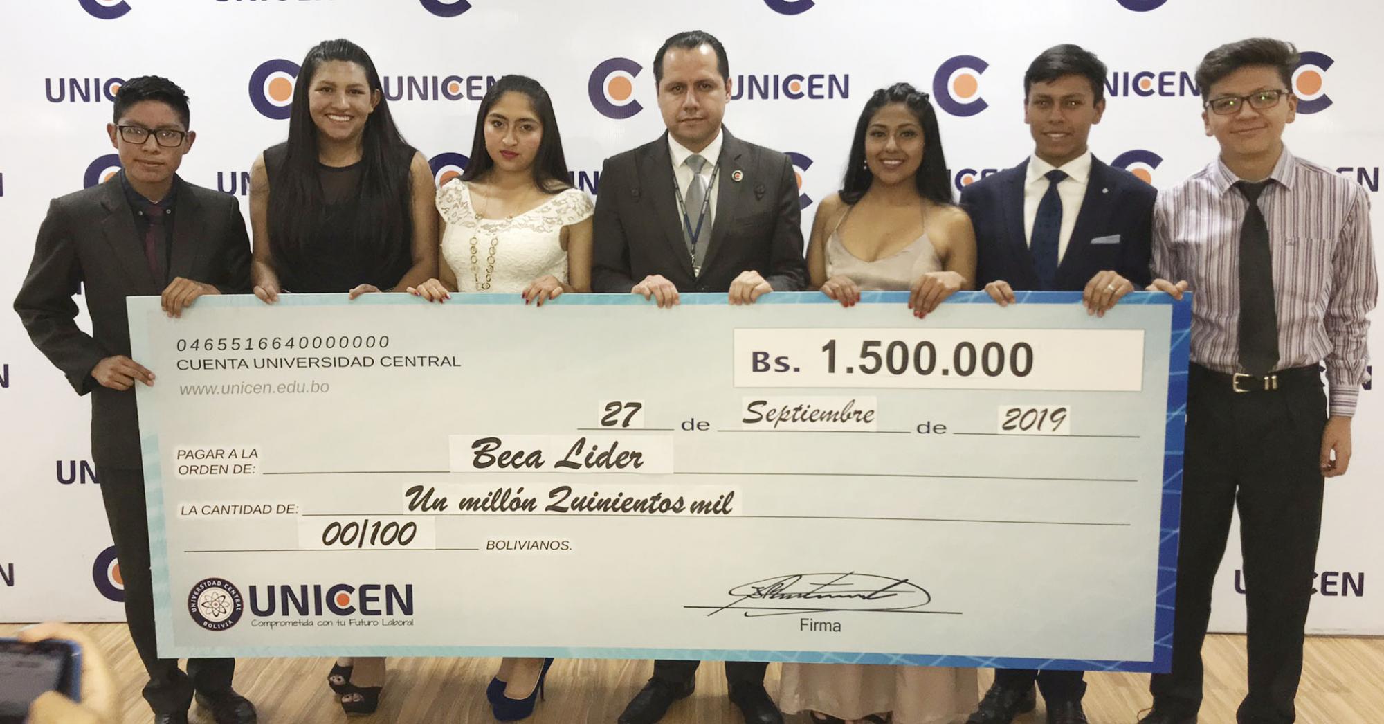 Unicen a través de la “Beca Líder” invierte aproximadamente un millón y medio de bolivianos en bachilleres de Bolivia