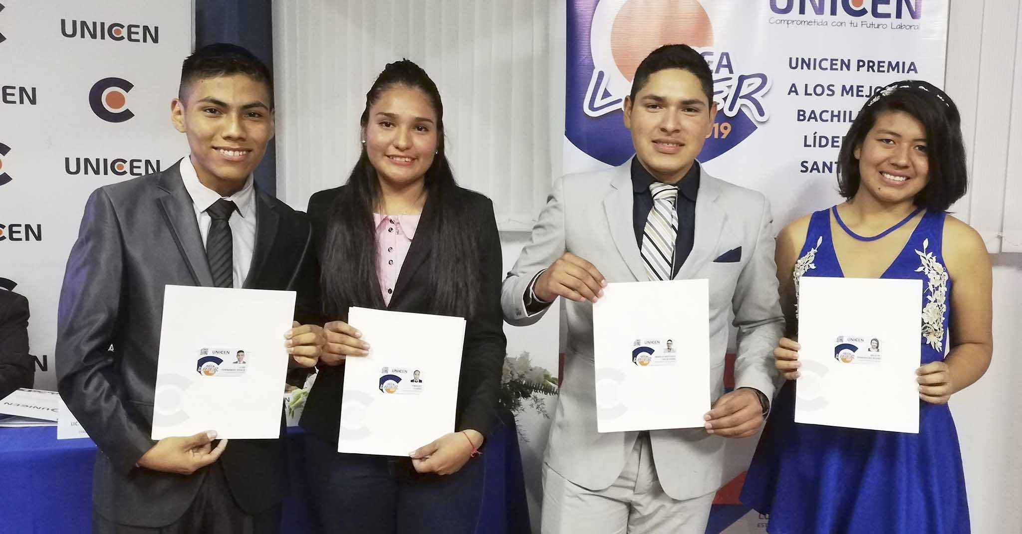 PREMIAMOS A JÓVENES LÍDERES CON UNA BECA COMPLETA DEL 100%