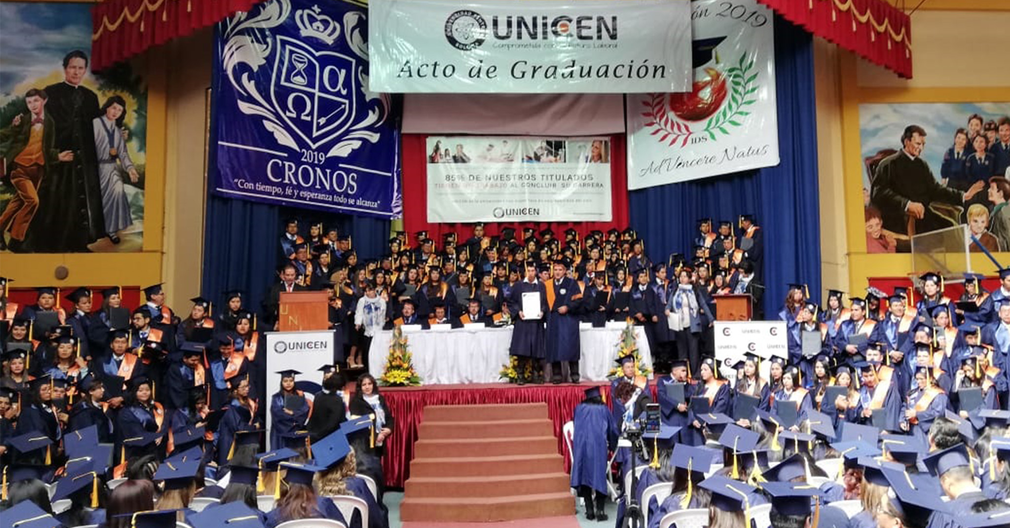 CON MUCHA SATISFACCIÓN MÁS DE 500 ESTUDIANTES EGRESARON Y SE GRADUARON DE UNICEN