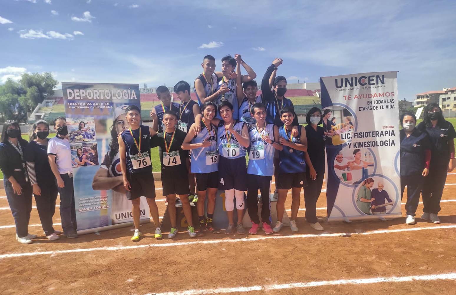 FISIOTERAPIA Y KINESIOLOGÍA TRABAJANDO EN EL EVENTO DE ATLETISMO- QUILLACOLLO