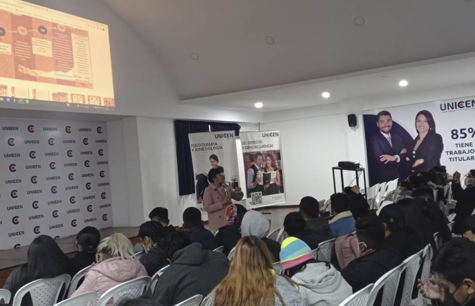 Jornada de seminarios con el fin de poner alto a la violencia de género
