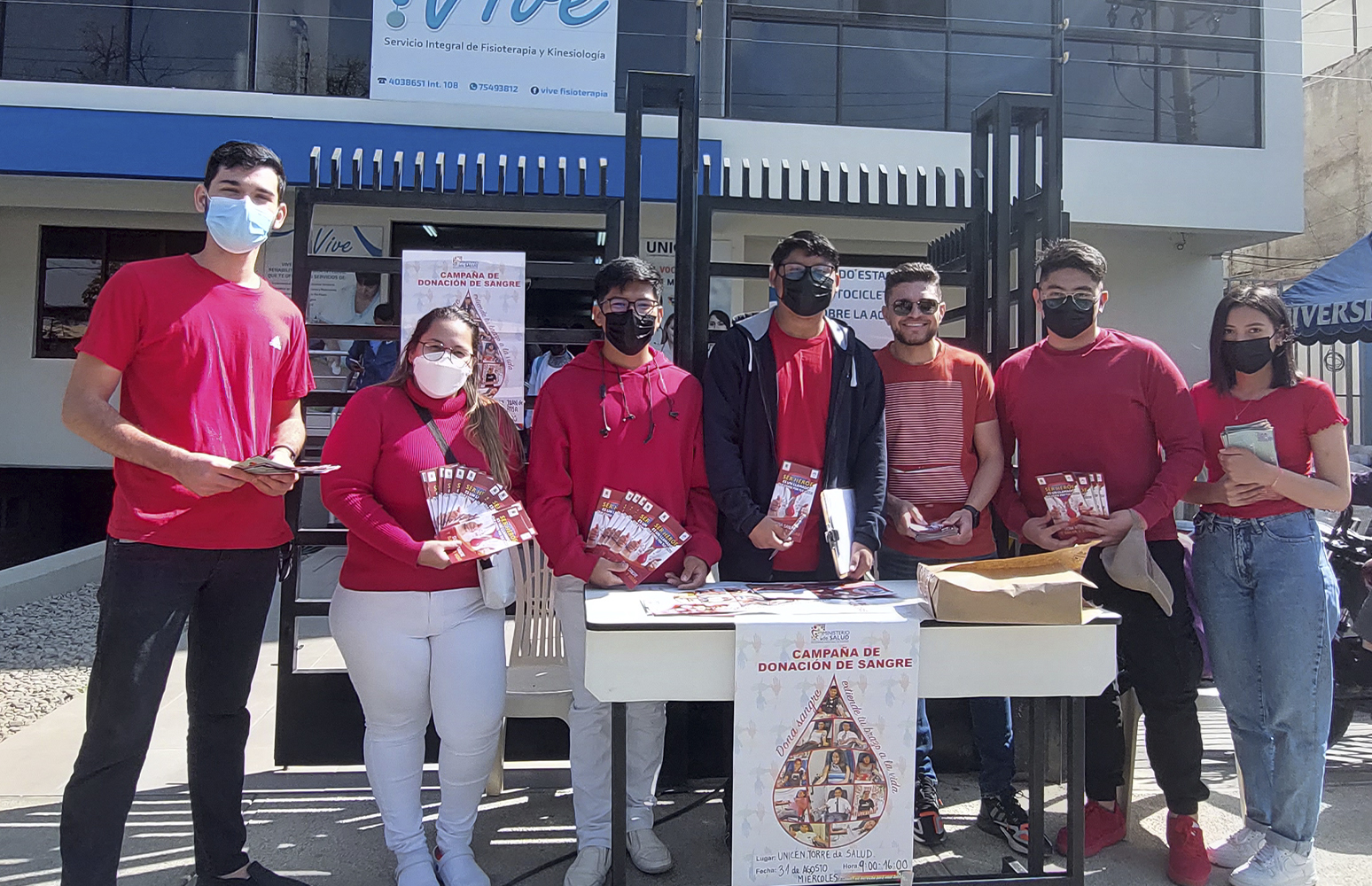 Carrera de Medicina trabaja en la concientización de la donación de sangre y sus beneficios