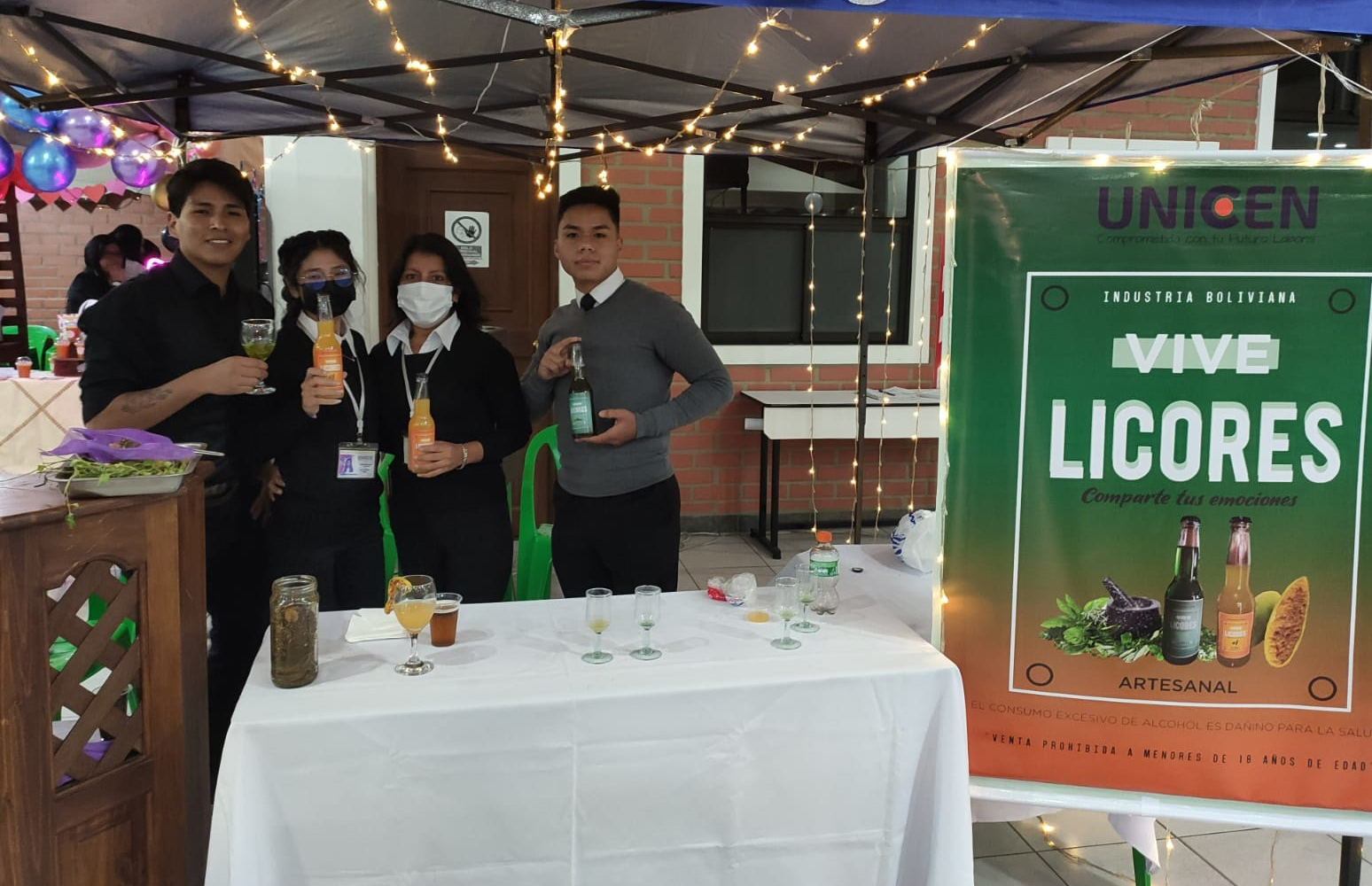 3ra. Versión de la Feria del Emprendimiento fue organizado por estudiantes de Contaduría Pública e Ingeniería Financiera