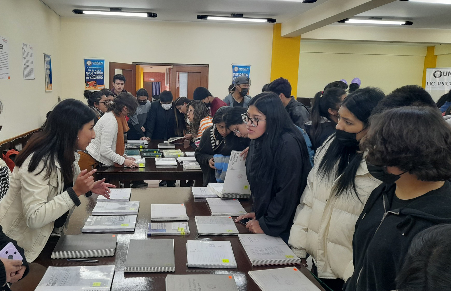 Con el fin de fomentar la lectura, la carrera de Psicología llevó adelante la Expolibro