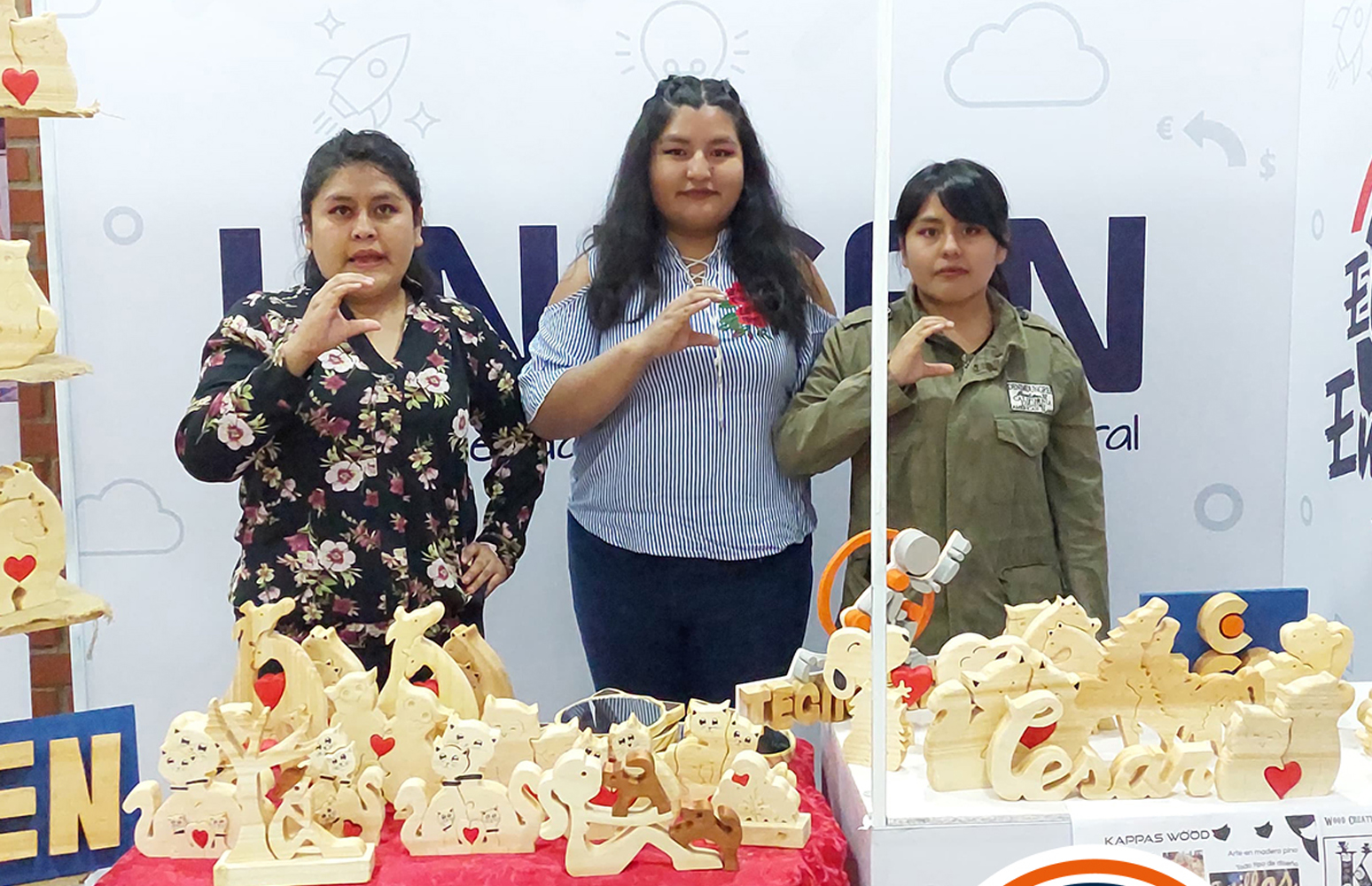 «El Rincón del Emprendedor»: Un grupo de hermanas que estudiaron en Unicen son propietarias de «Kappas Wood»