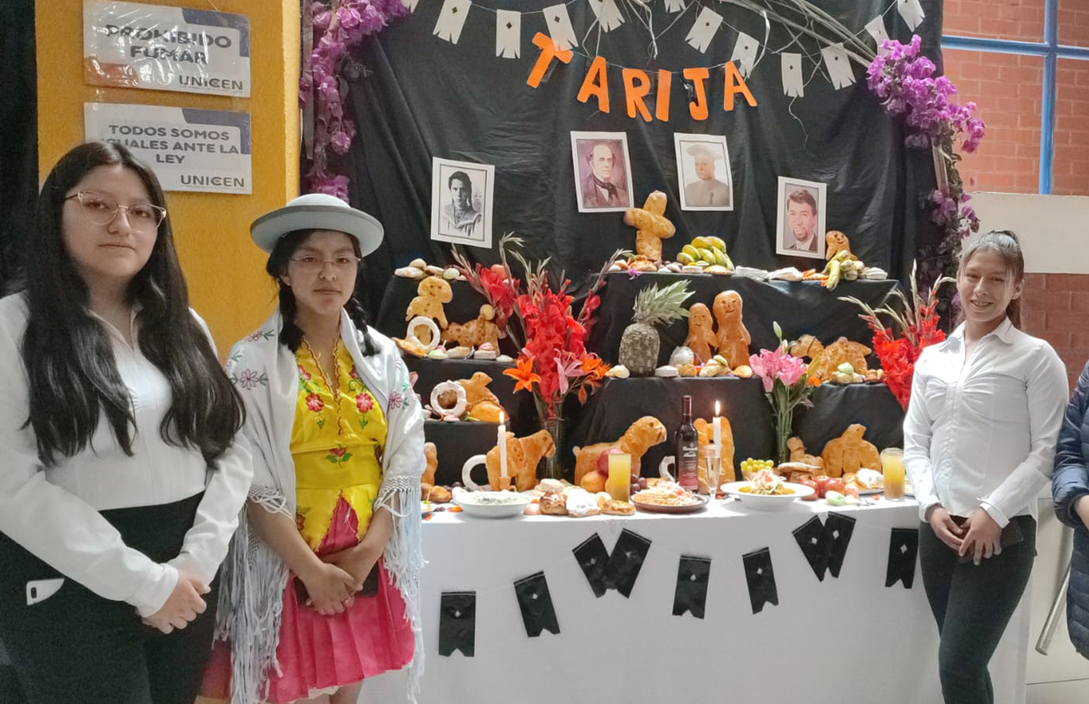 Armado tradicional de mesas por Todos Santos del departamento Tarija y Potosí