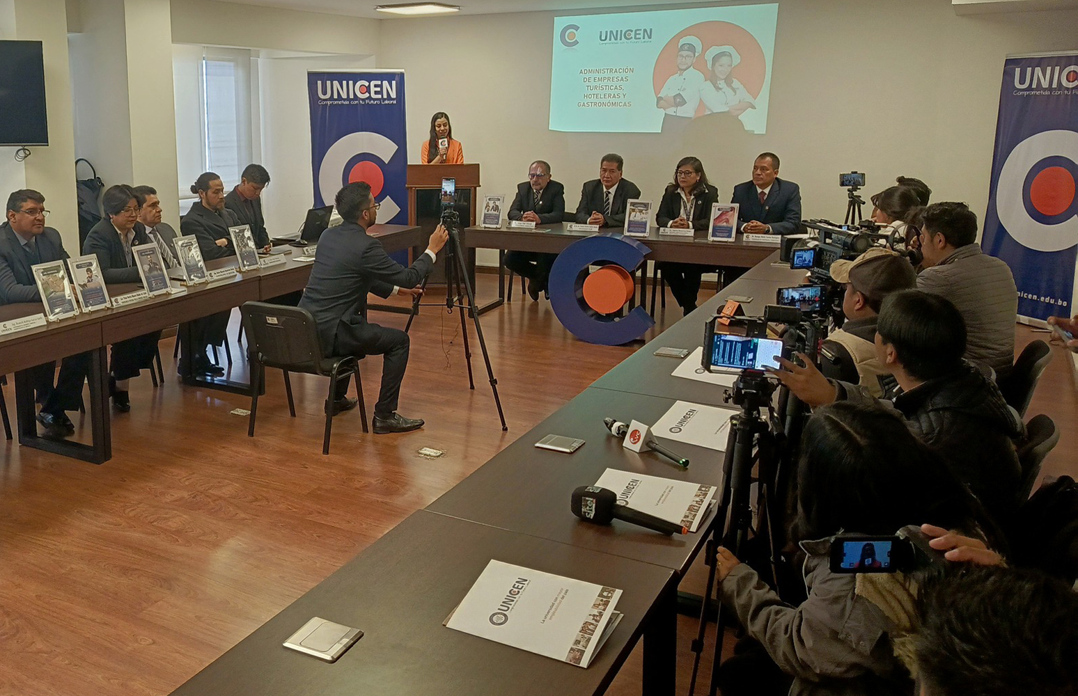 Presentación de nuevas ventajas modernizadas de las carreras de UNICEN