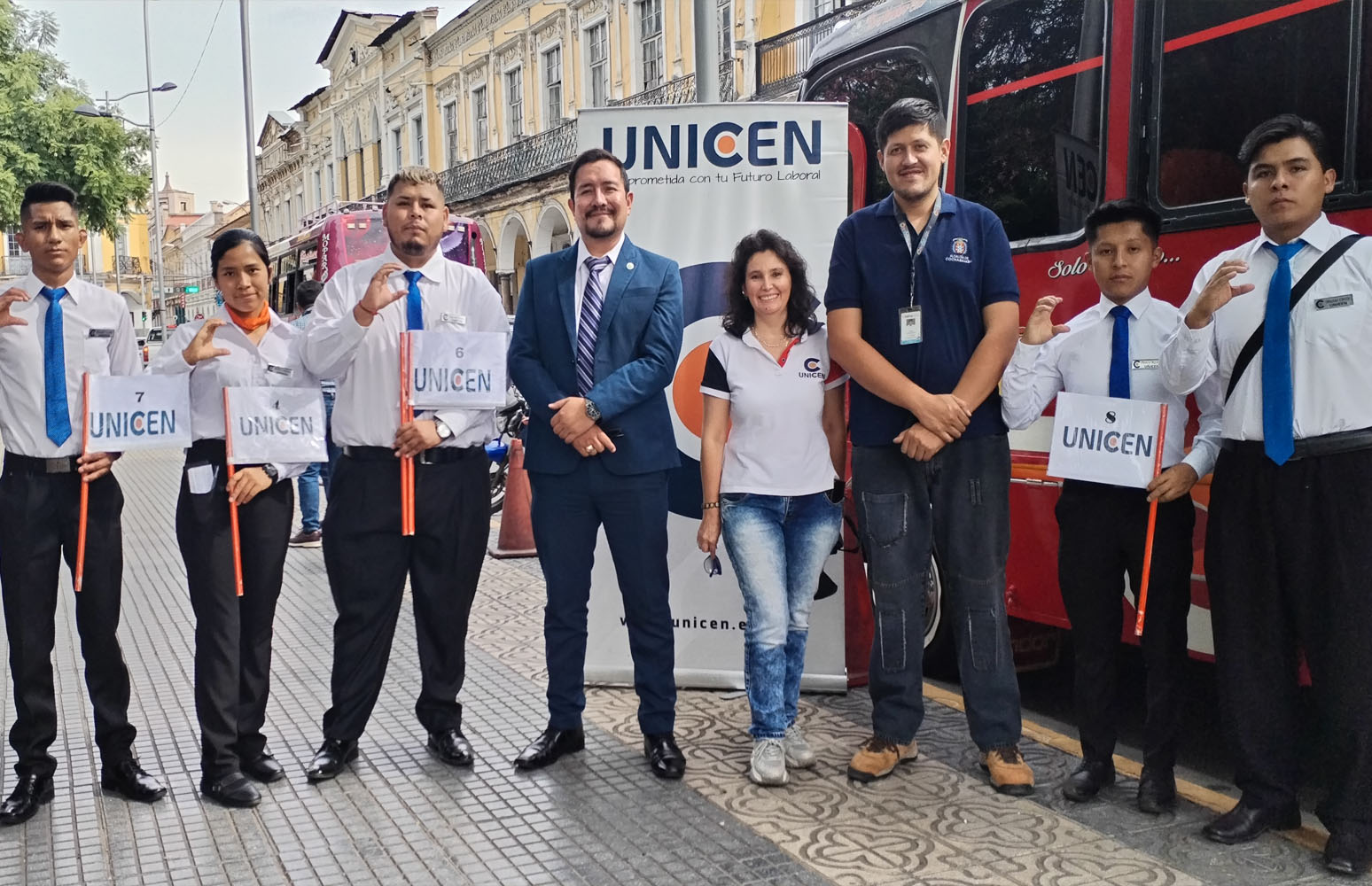 Gobierno Municipal de Cochabamba destacó el trabajo de estudiantes en la ruta turística «Arte Sacro, un recorrido de templos»