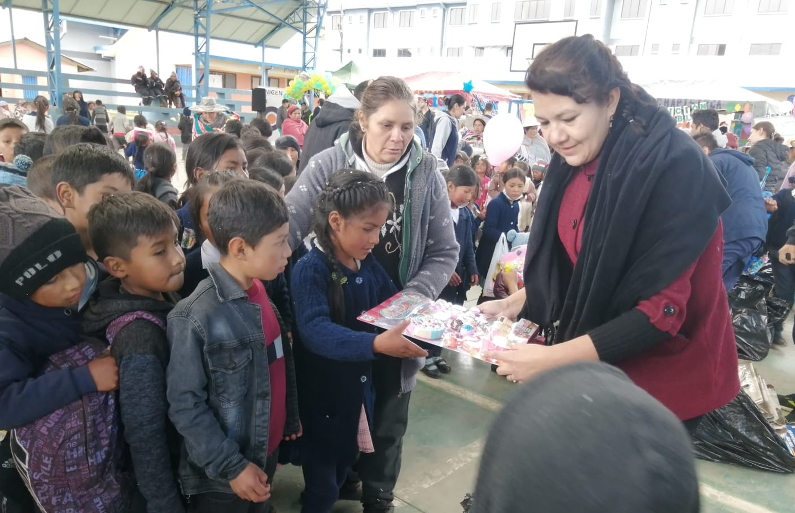 Día del Niño con la carrera de Medicina en la comunidad de Chapisirca