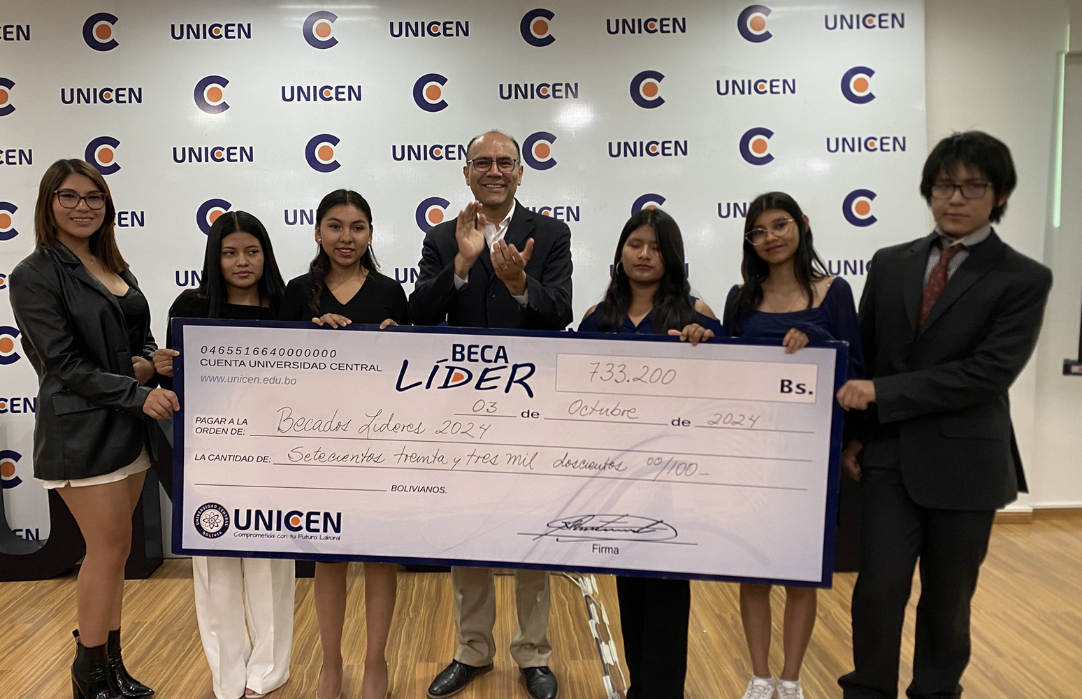 Importante inversión en Becas Líder que beneficia a estudiantes líderes de Cochabamba