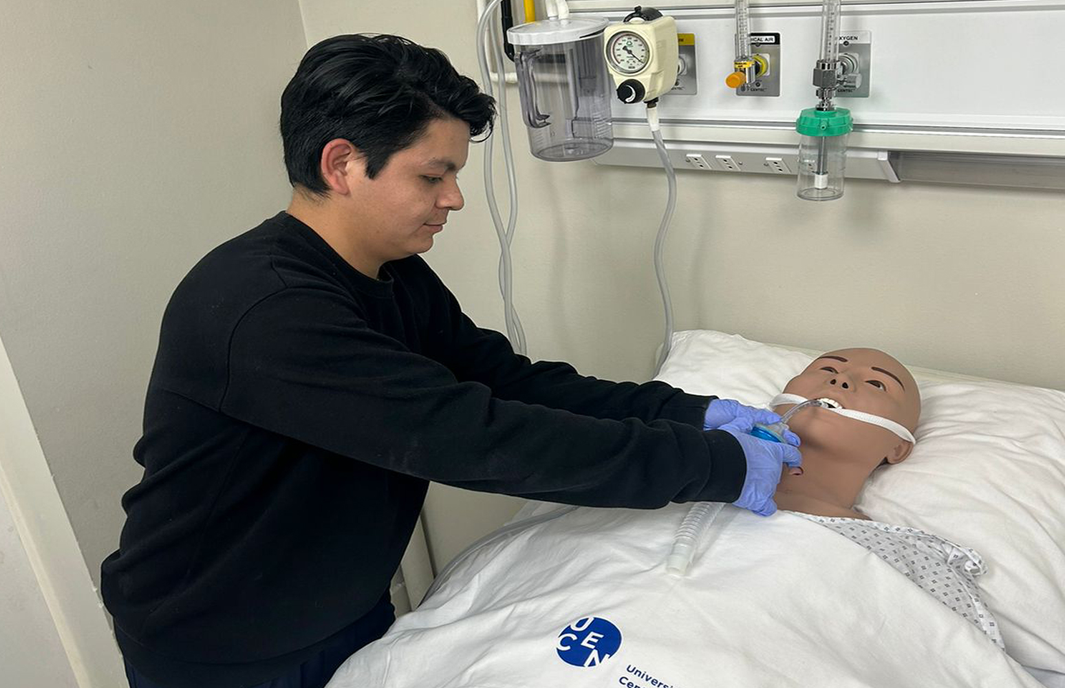 Así vive su experiencia internacional José Cadima, estudiante de la carrera de Fisioterapia y Kinesiología